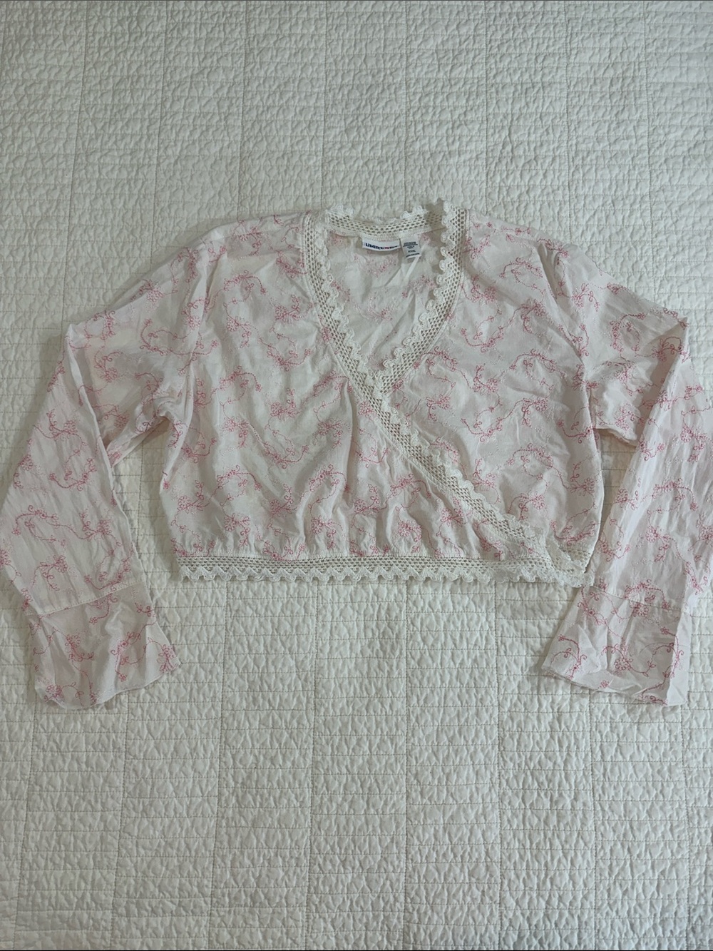 Limited Too XXL (women’s small) Y2K crop top lace Embroidered Bell Sleeve - Picture 2 of 6